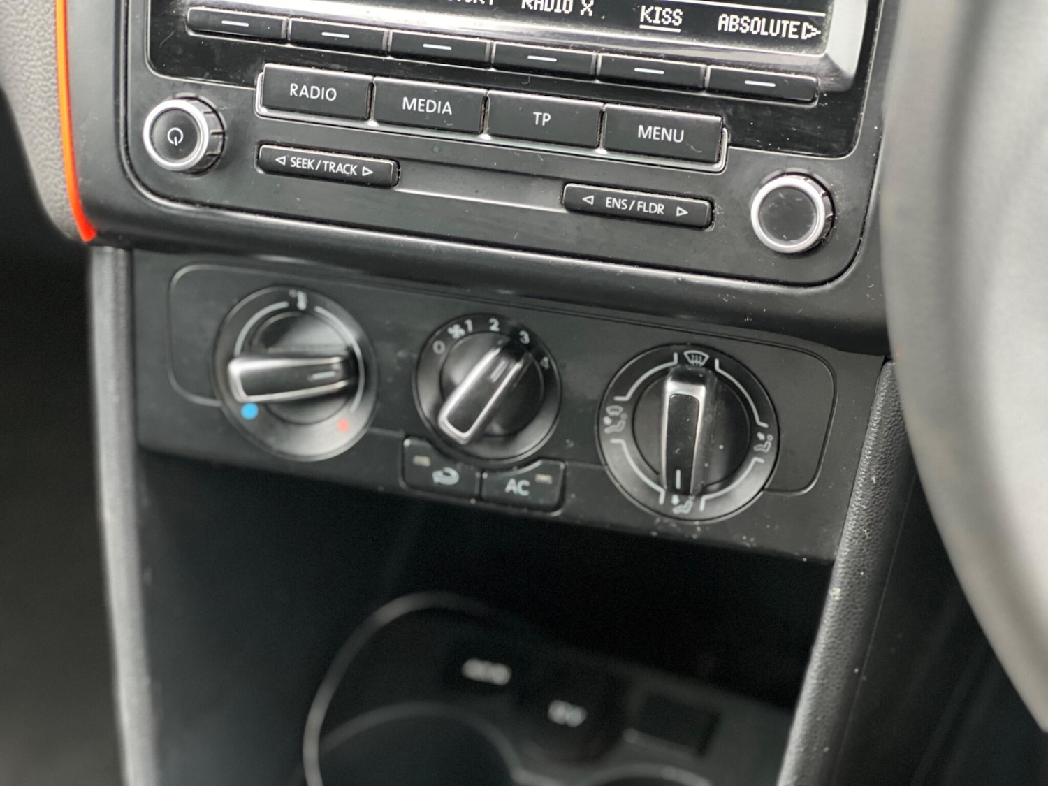 Used Volkswagen Polo 2014 for sale - 77040242: Photo 24