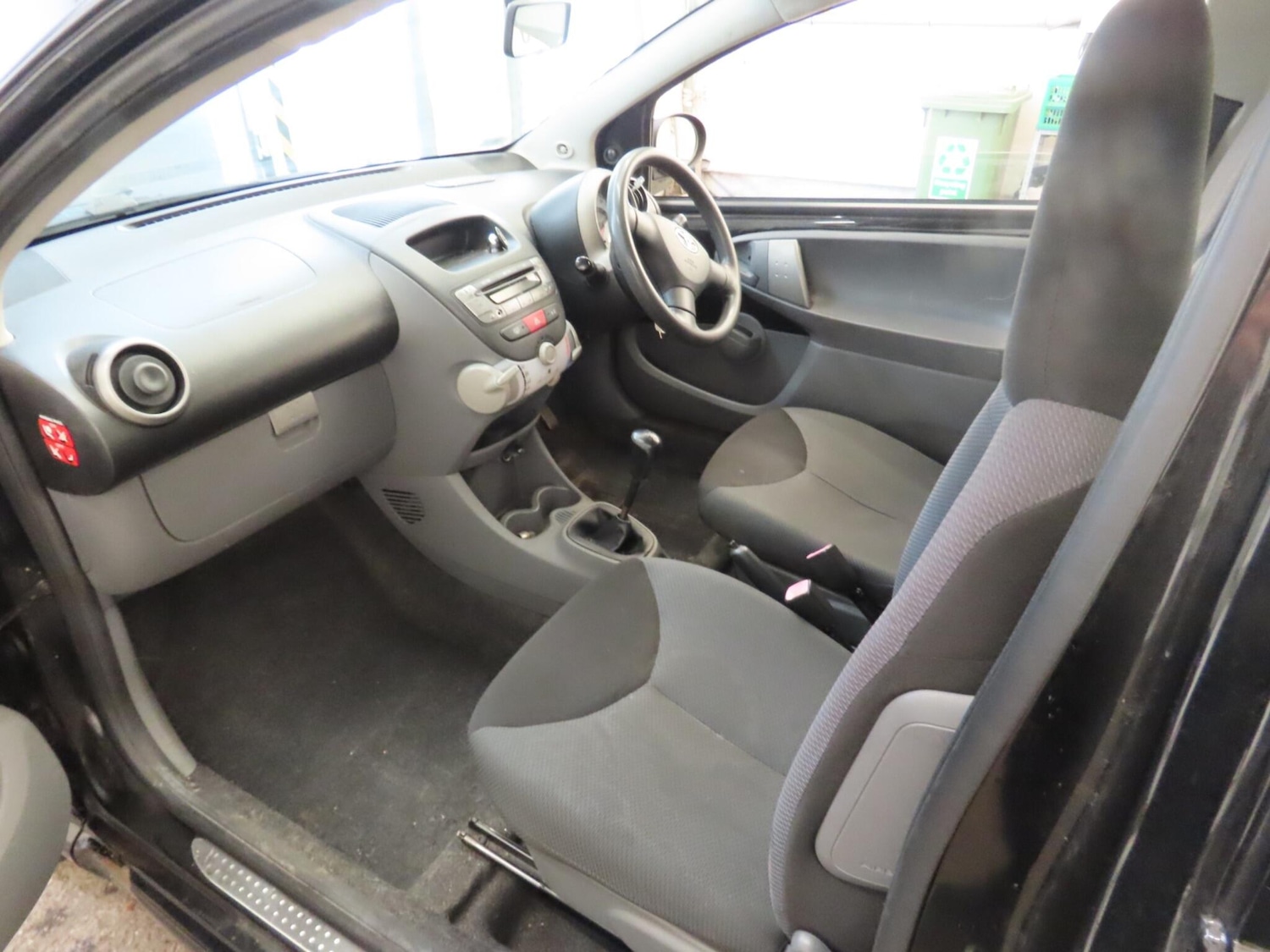 Used Toyota AYGO 2007 for sale - 78086173: Photo 6