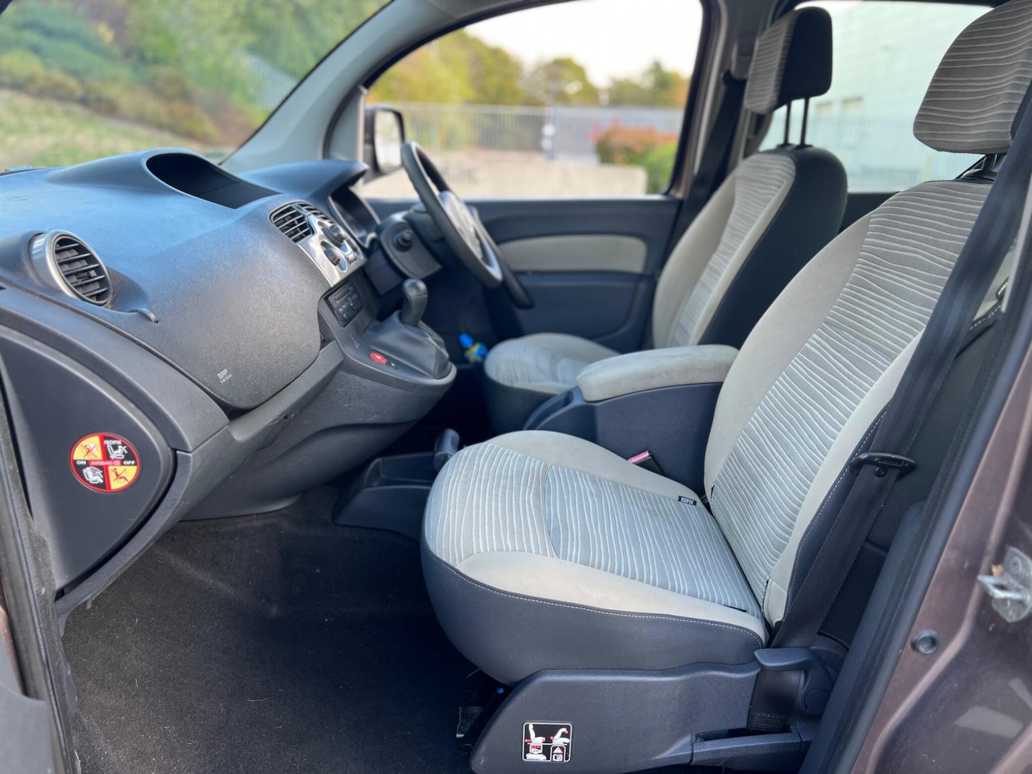 Used Renault Kangoo 2011 for sale - 76989439: Photo 16