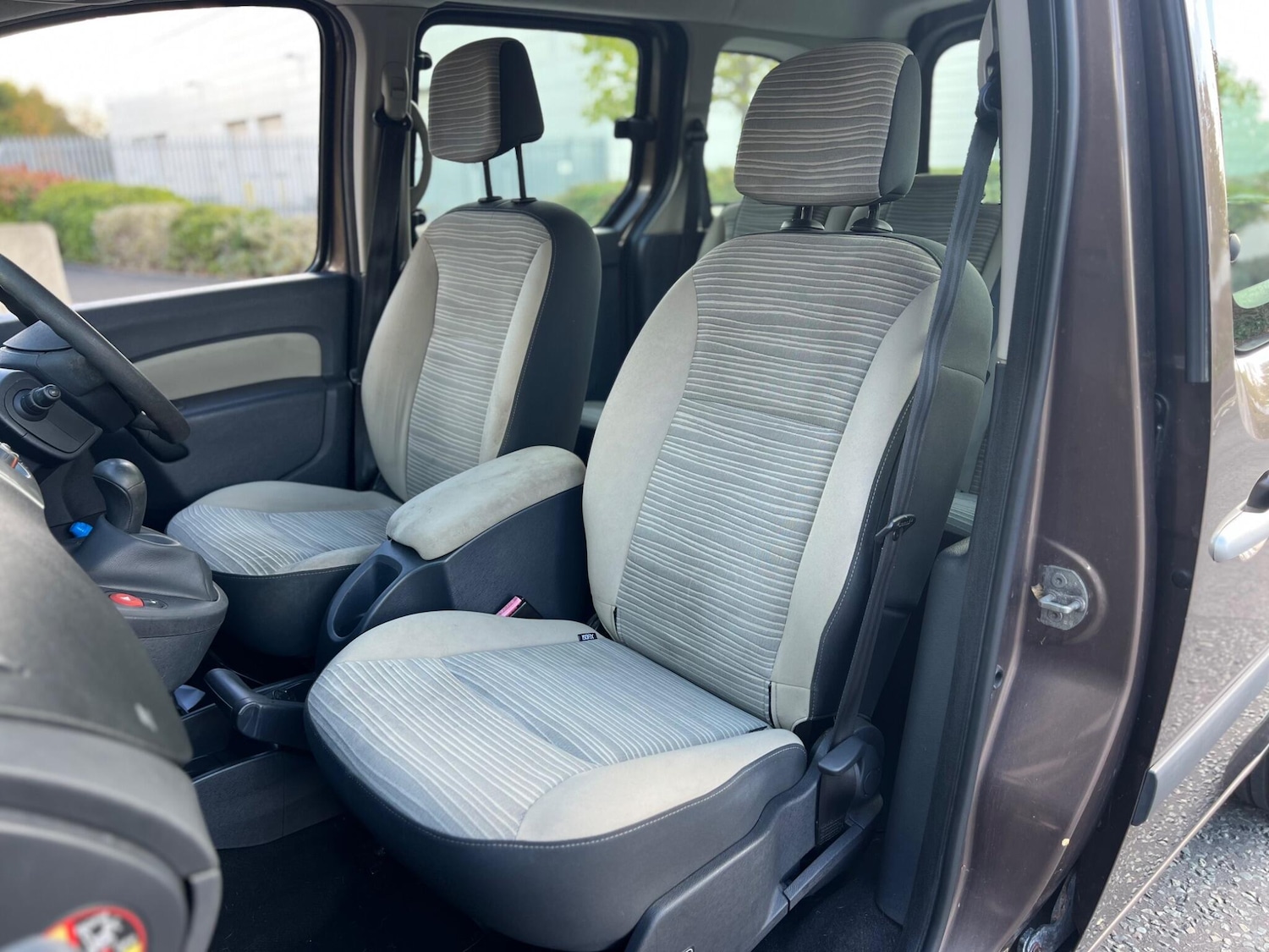 Used Renault Kangoo 2011 for sale - 76989439: Photo 17