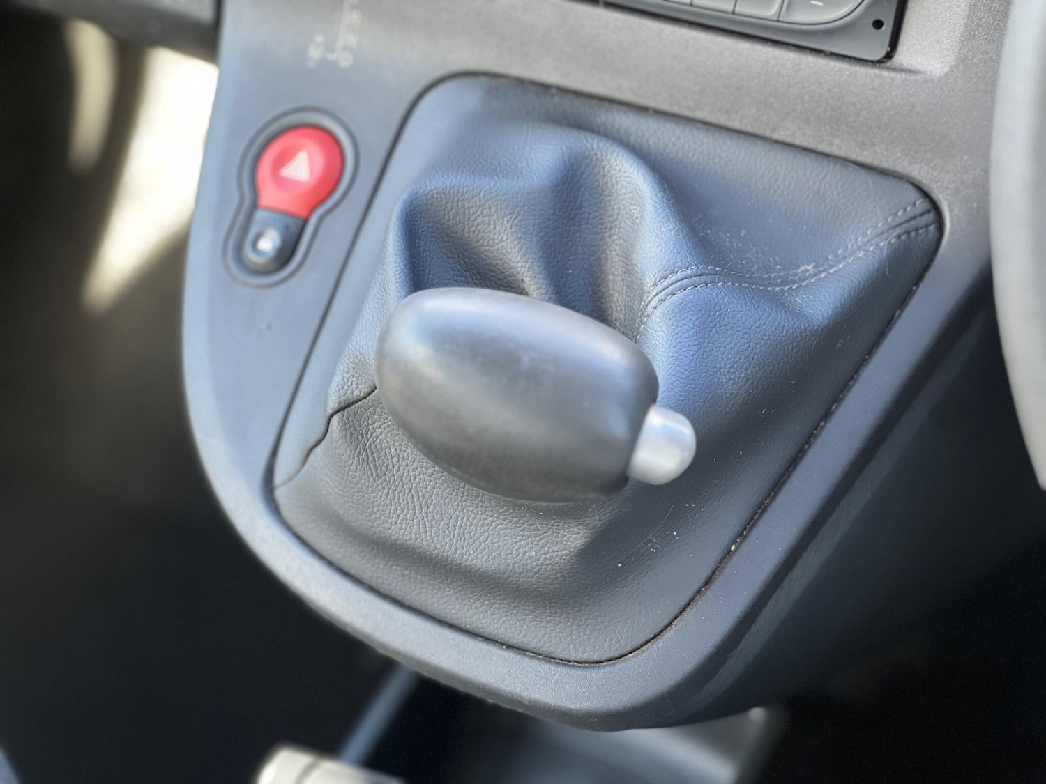 Used Renault Kangoo 2011 for sale - 76989439: Photo 29