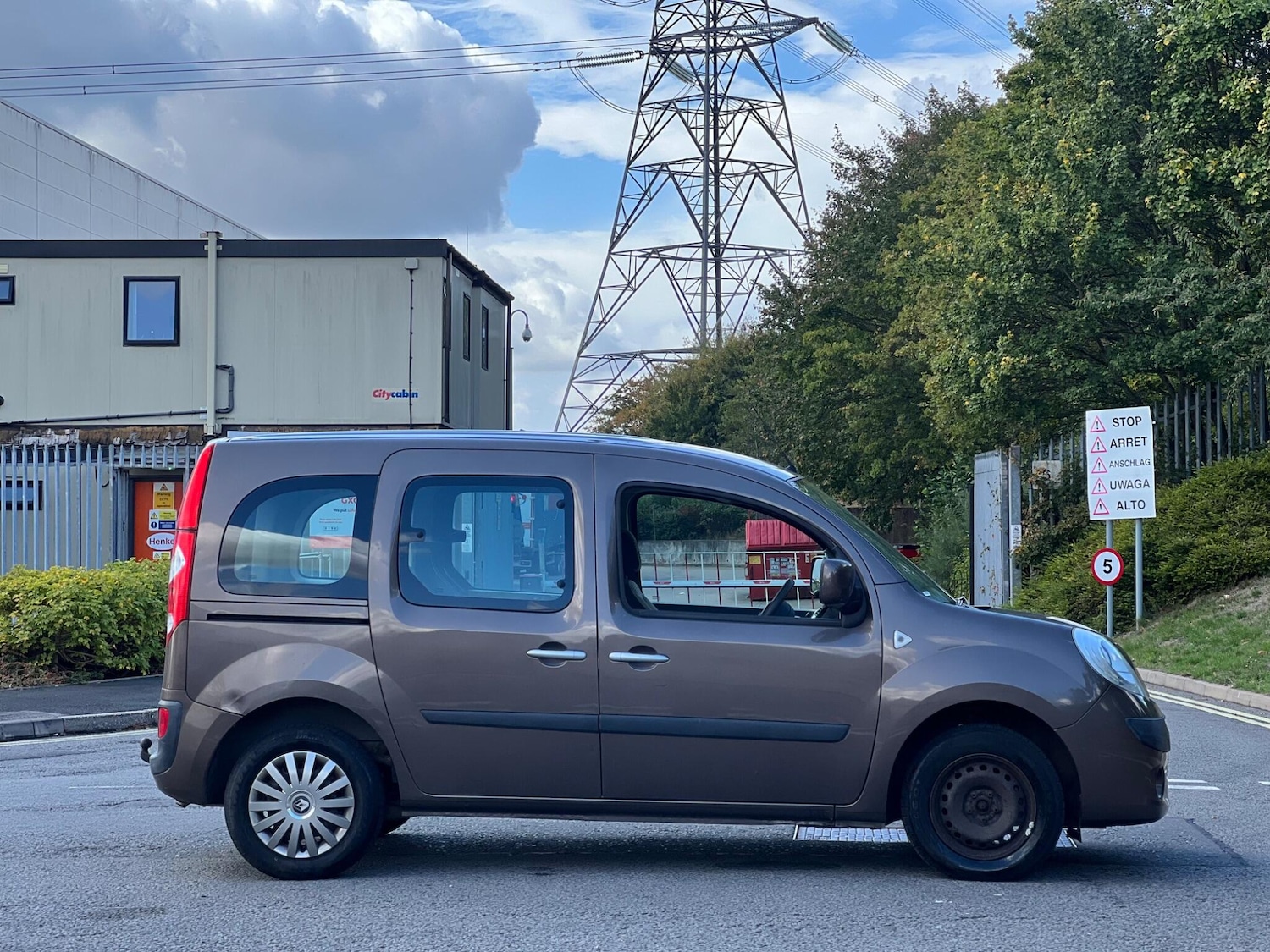 Used Renault Kangoo 2011 for sale - 76989439: Photo 7