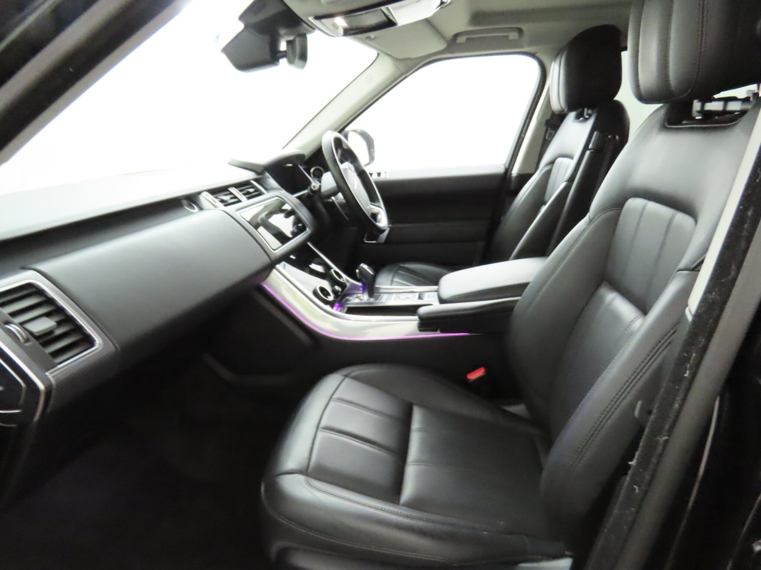 Used Land Rover Range Rover Sport 2020 for sale - 76166390: Photo 2