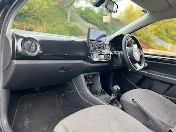 Used Volkswagen up! 2012 for sale - 76259641: Photo 4