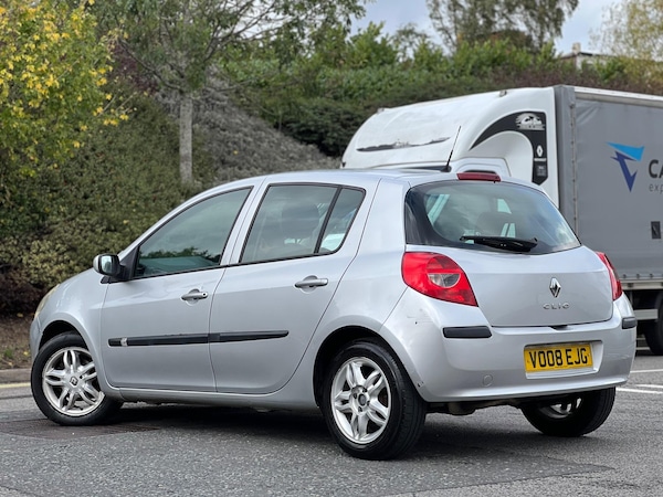 Used Renault Clio 2008 for sale - 76239792: Photo 13