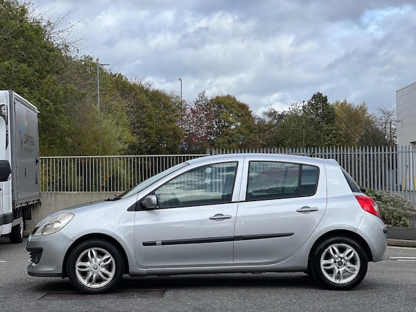 Used Renault Clio 2008 for sale - 76239792: Photo 14