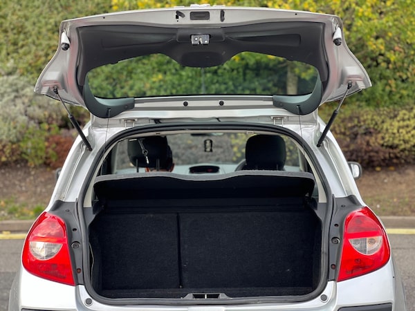 Used Renault Clio 2008 for sale - 76239792: Photo 15