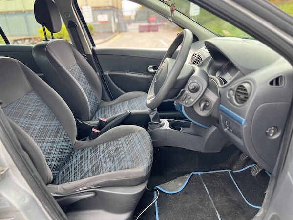Used Renault Clio 2008 for sale - 76239792: Photo 16