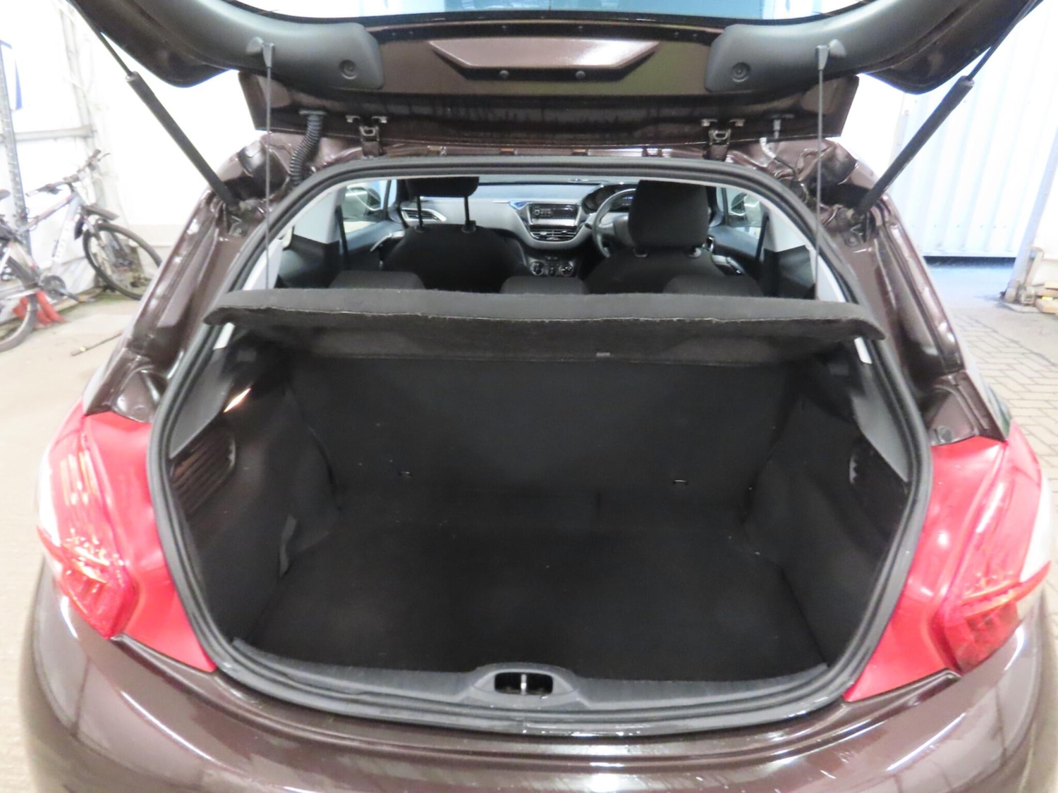 Used Peugeot 208 for sale - 77784467: Photo 11