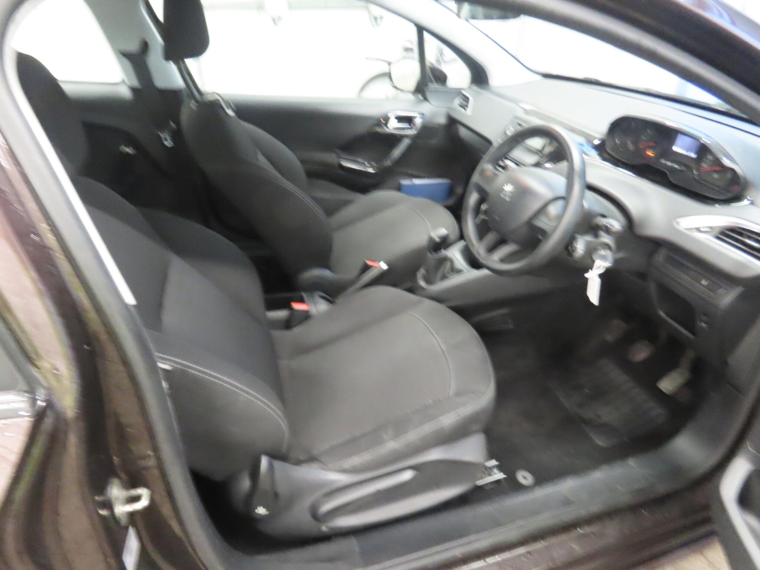 Used Peugeot 208 for sale - 77784467: Photo 4