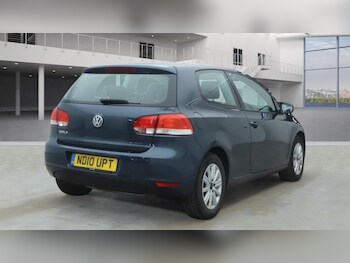 Used Volkswagen Golf 2010 for sale - 77925657: Photo