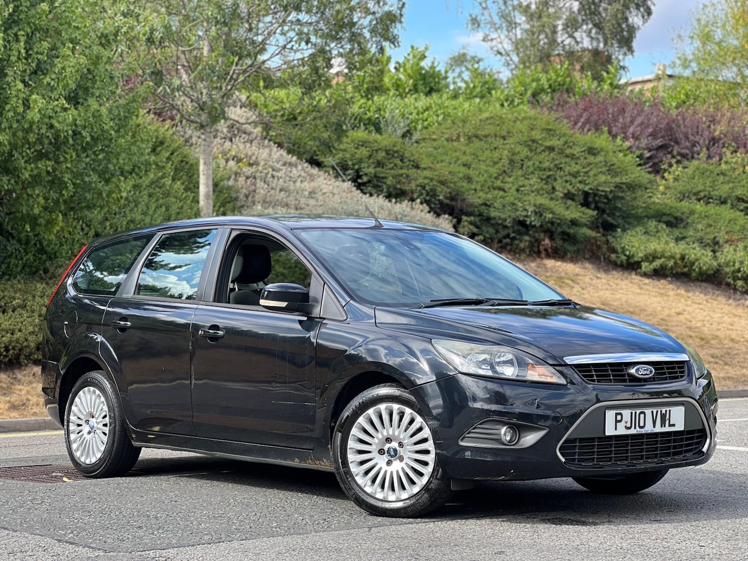 Used Ford Focus 2010 for sale - 76071765: Photo 1