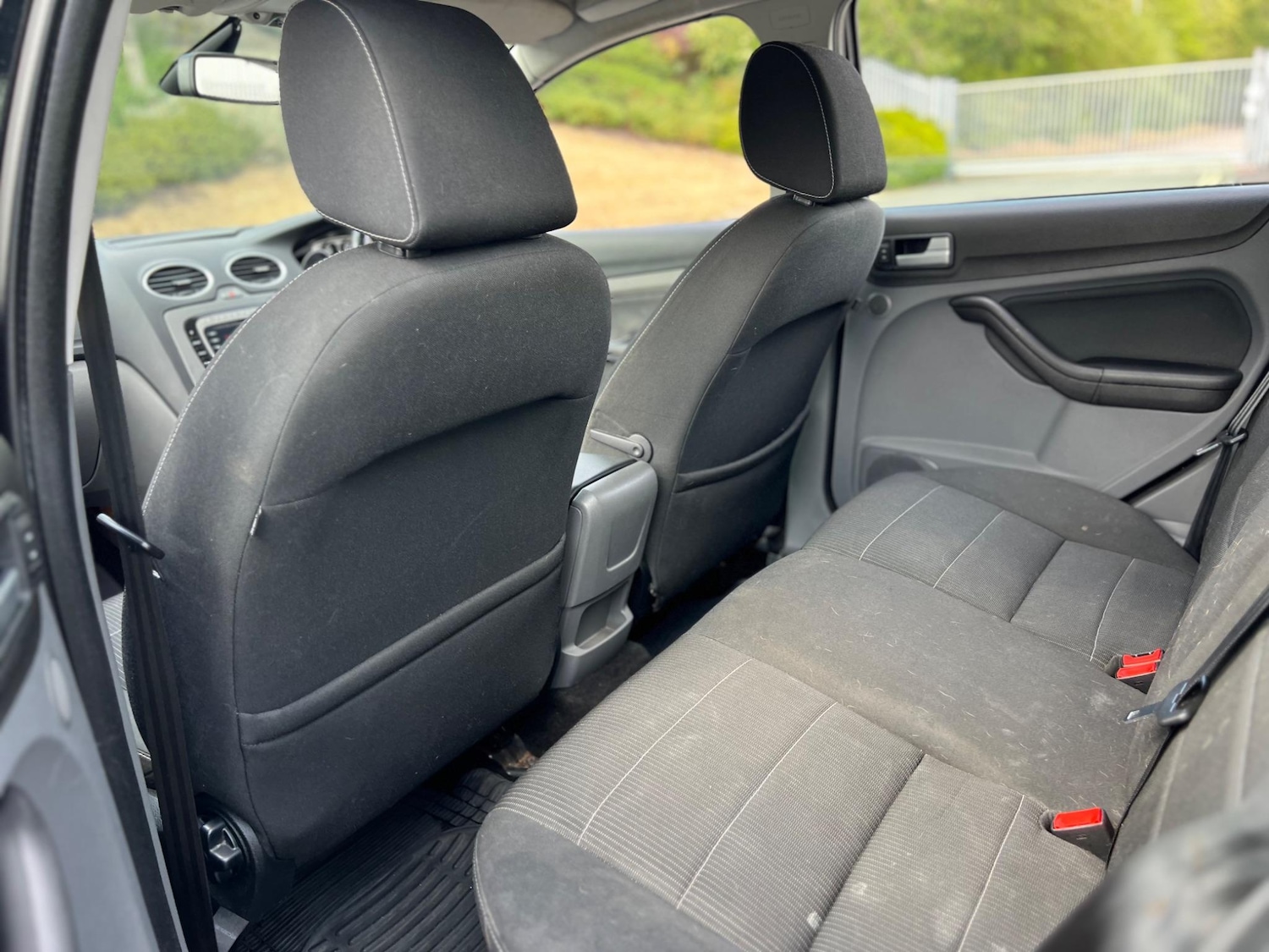 Used Ford Focus 2010 for sale - 76071765: Photo 21