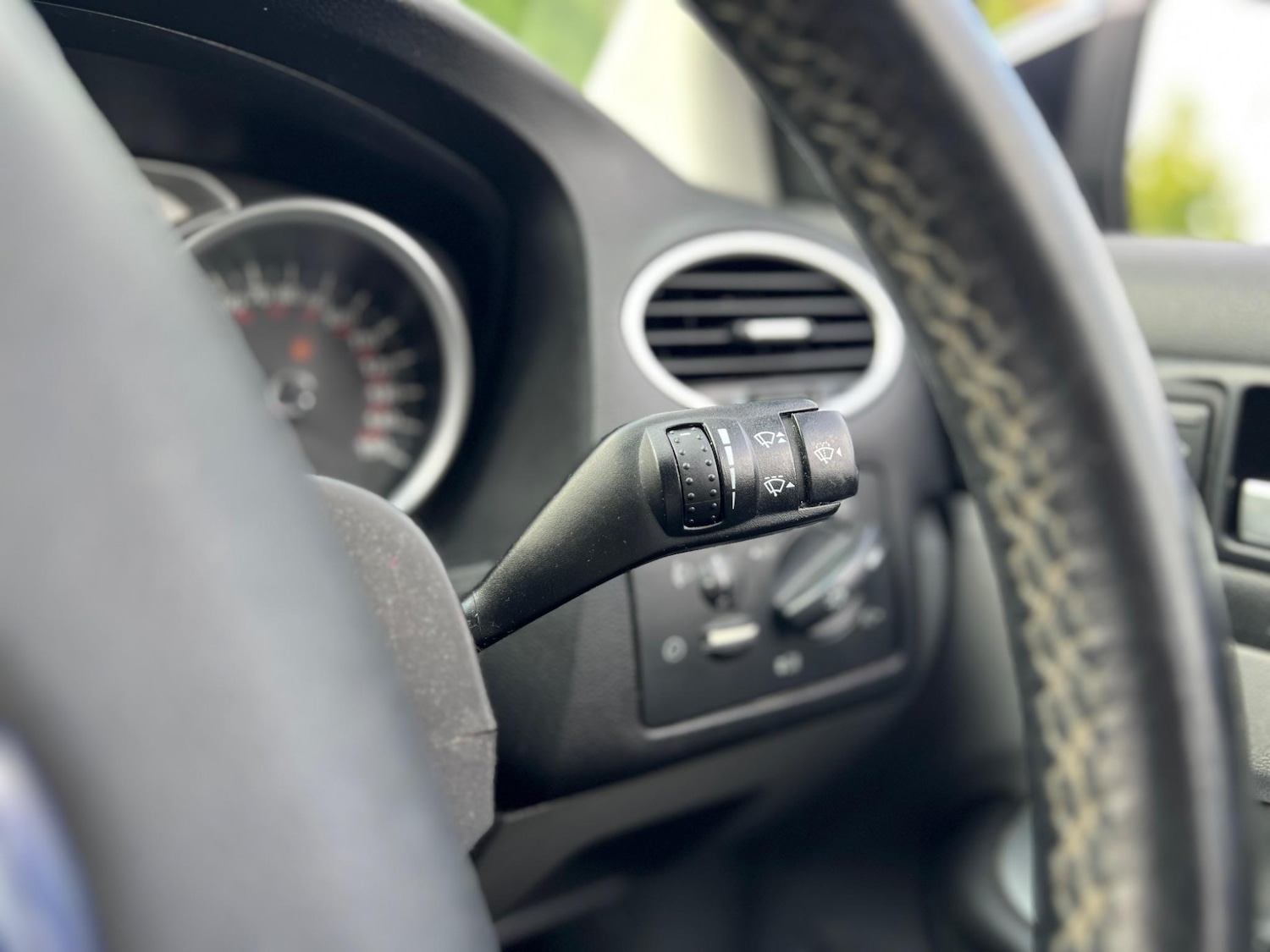 Used Ford Focus 2010 for sale - 76071765: Photo 25