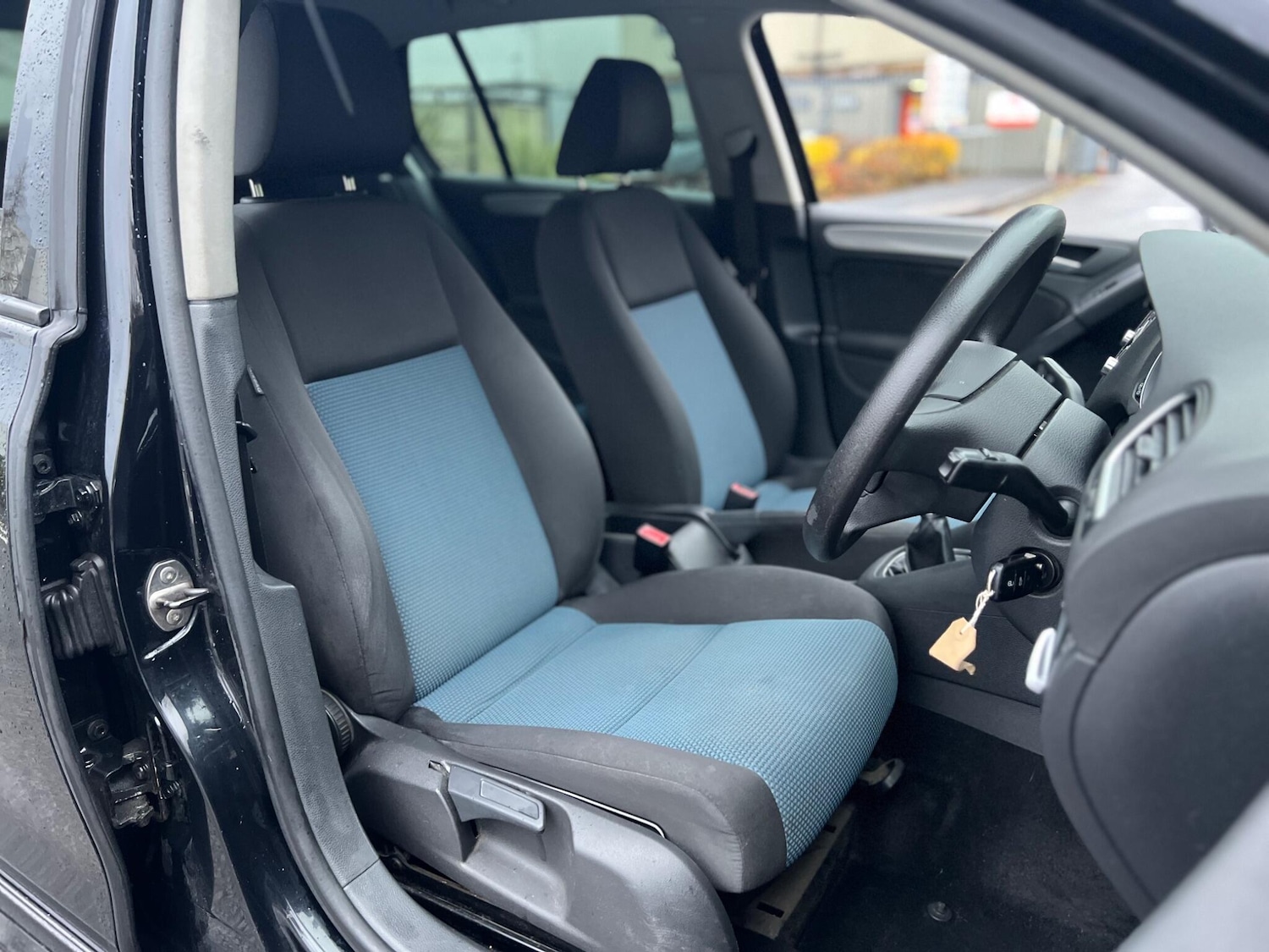 Used Volkswagen Golf 2012 for sale - 76485483: Photo 17