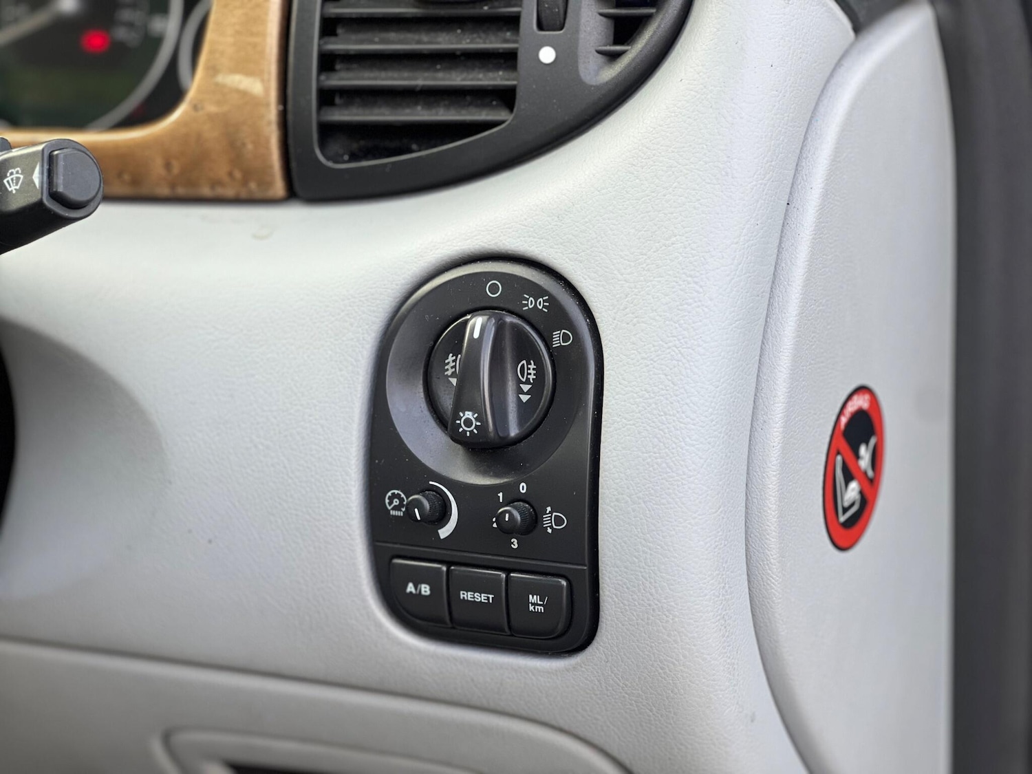Used Jaguar X-Type 2003 for sale - 76349866: Photo 39