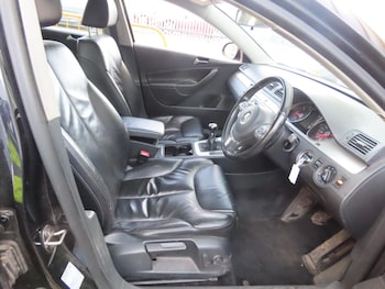 Used Volkswagen Passat 2010 for sale - 78260807: Photo