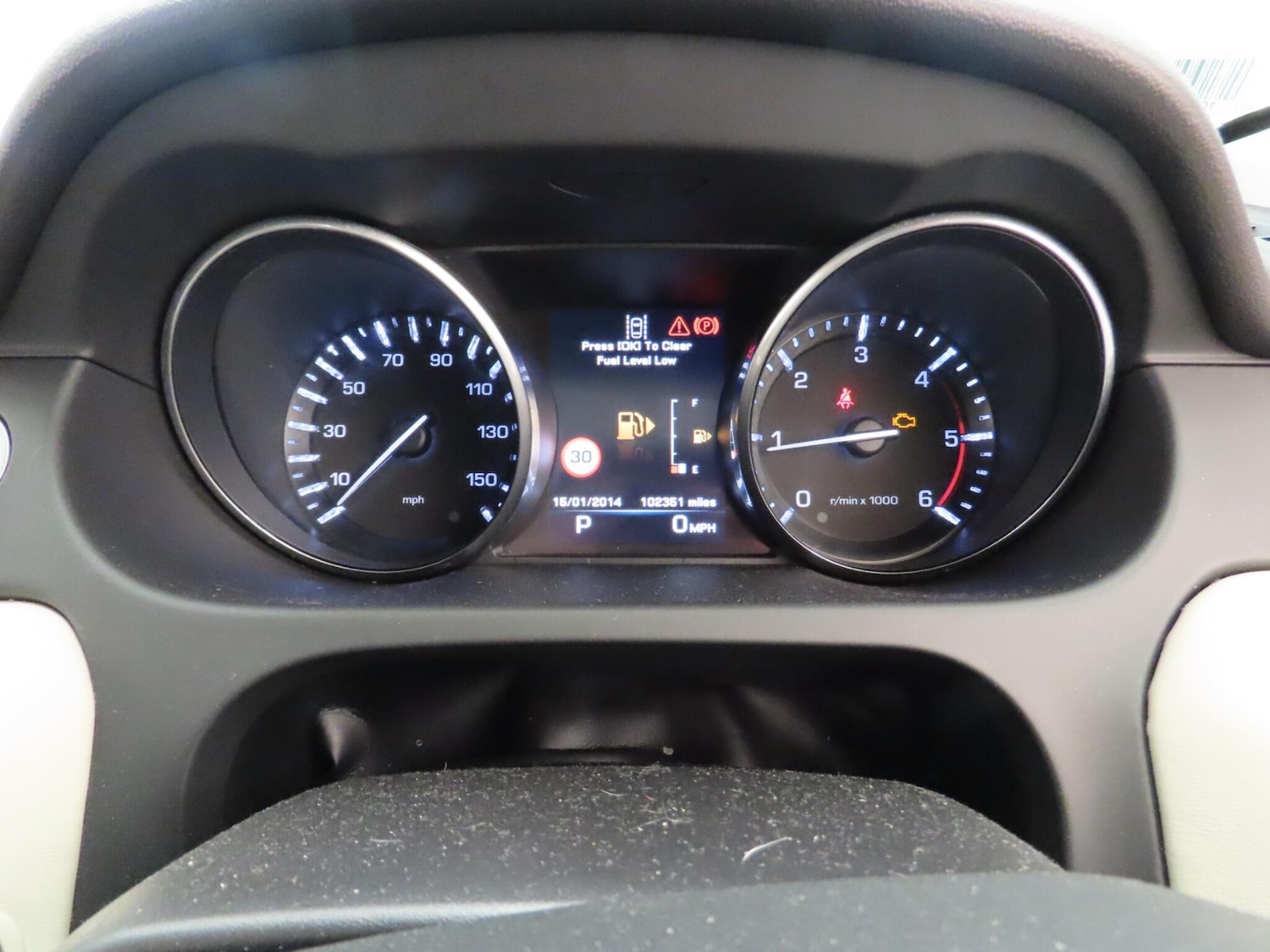 Used Land Rover Discovery Sport 2016 for sale - 77993991: Photo 4