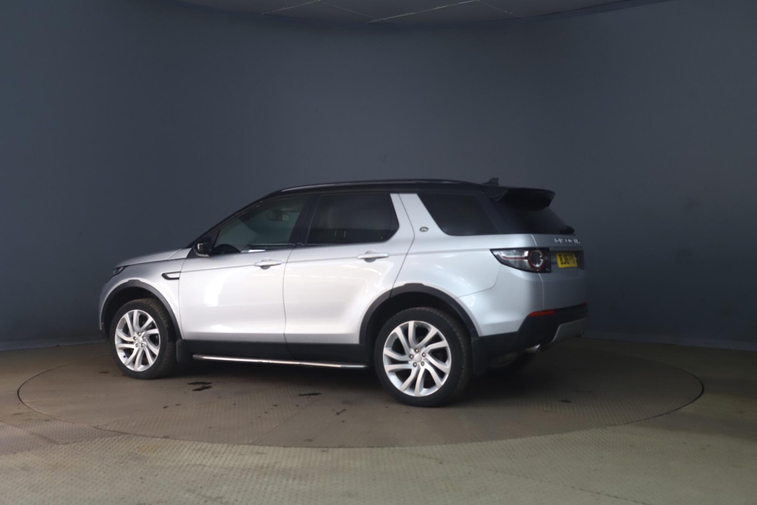 Used Land Rover Discovery Sport 2016 for sale - 77993991: Photo 9