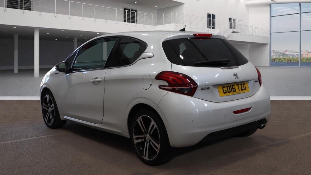 Used Peugeot 208 2016 for sale - 76988473: Photo 8