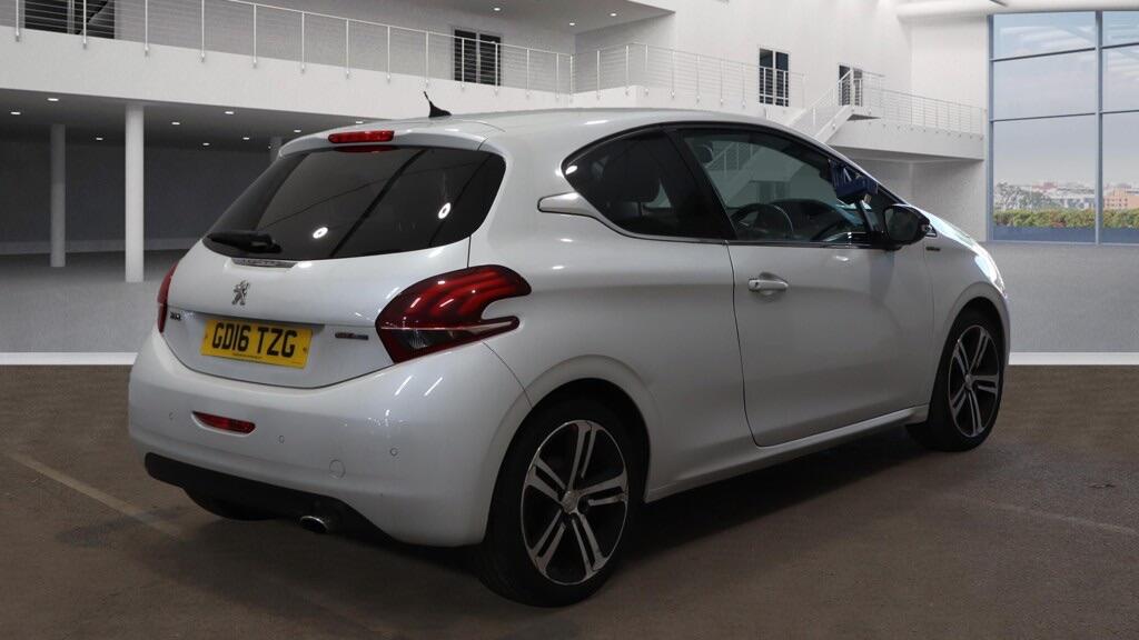 Used Peugeot 208 2016 for sale - 76988473: Photo 9