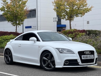 2010 (60) - 2.0 TFSI S line S Tronic Euro 5 (s/s) 3dr
