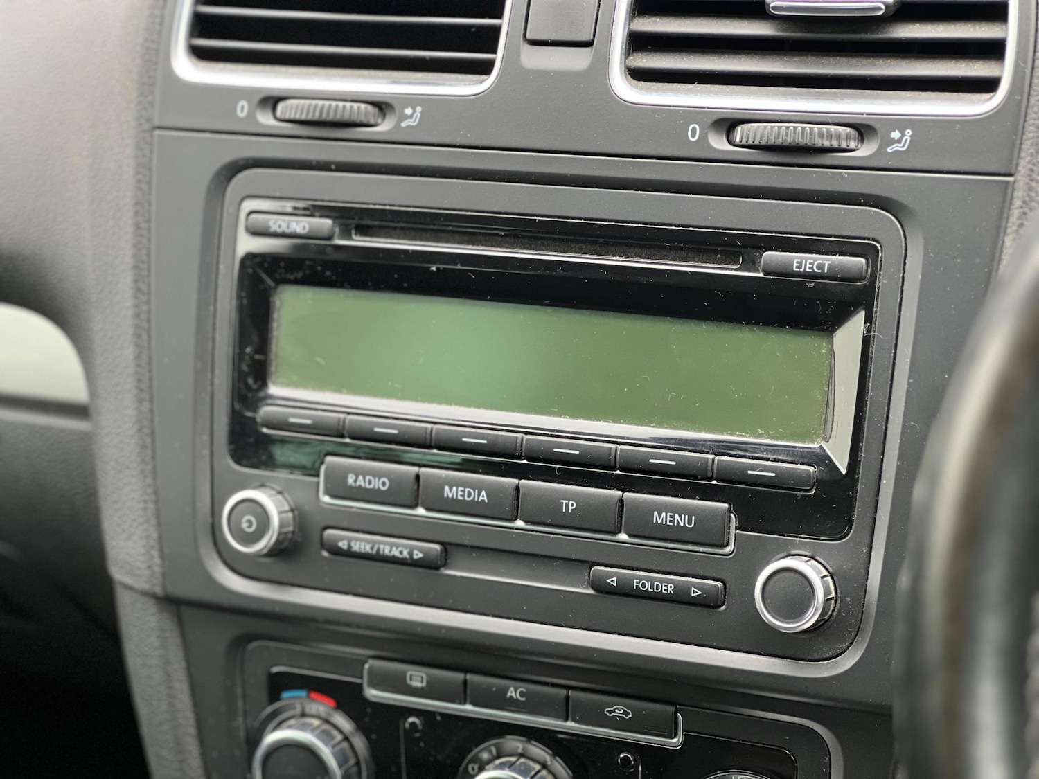 Used Volkswagen Golf 2009 for sale - 76094083: Photo 26