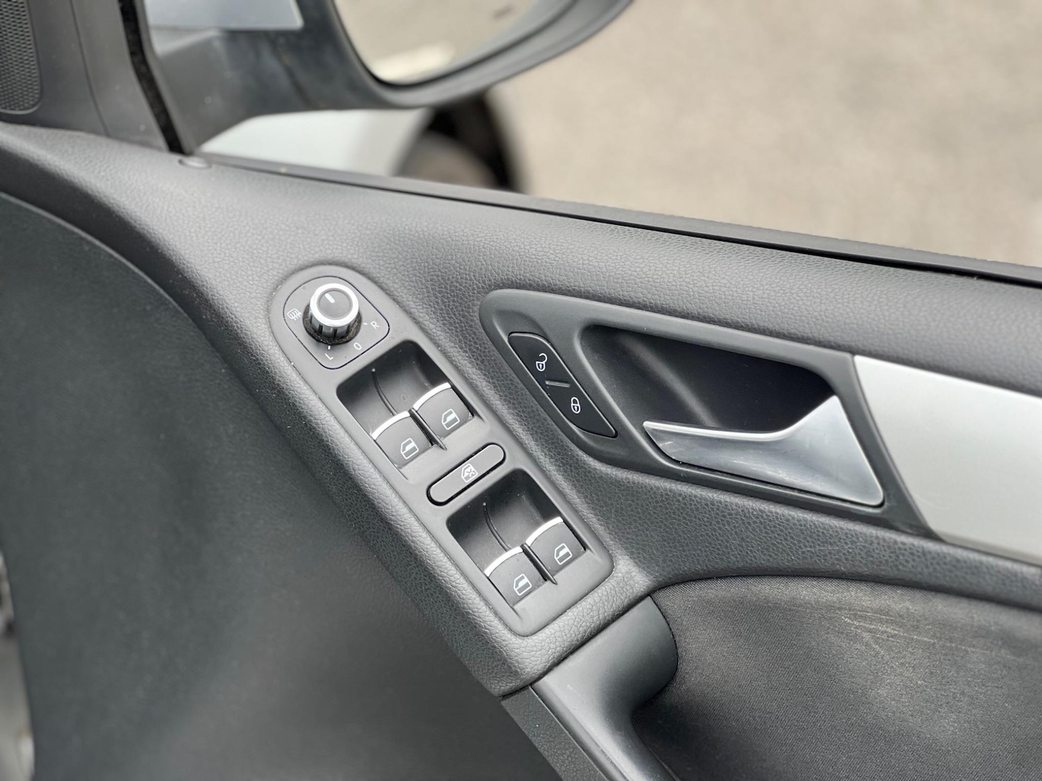 Used Volkswagen Golf 2009 for sale - 76094083: Photo 37