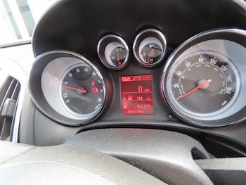 Used Vauxhall Astra GTC 2013 for sale - 79026305: Photo