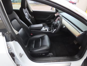 Used Tesla Model 3 2020 for sale - 77440916: Photo