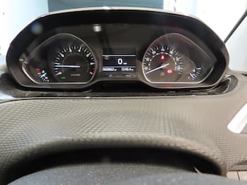 Used Peugeot 208 2018 for sale - 79725837: Photo