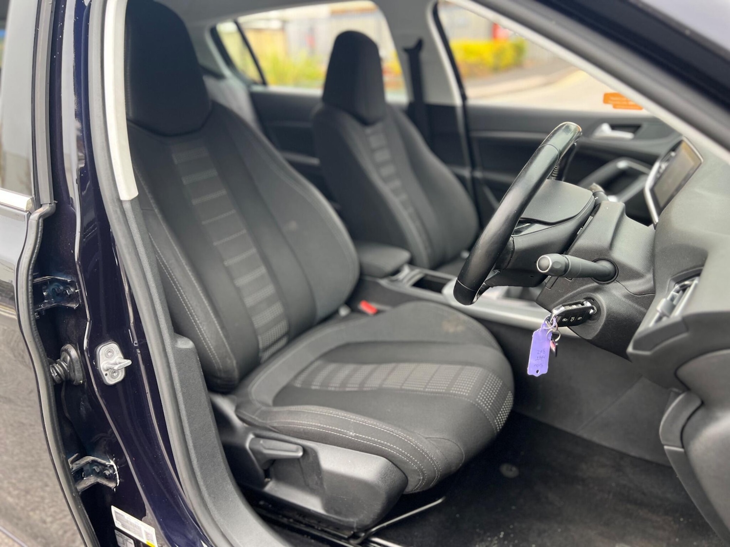 Used Peugeot 308 2016 for sale - 76295905: Photo 17