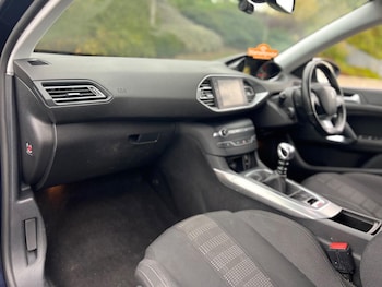 Used Peugeot 308 2016 for sale - 76295905: Photo