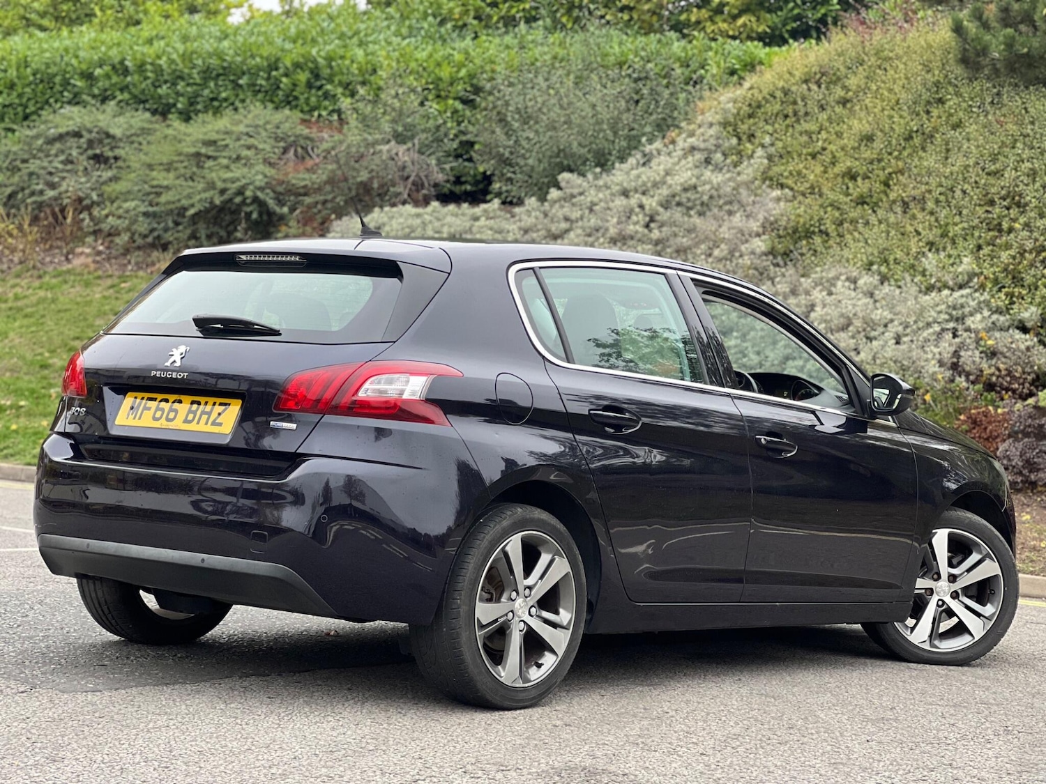 Used Peugeot 308 2016 for sale - 76295905: Photo 9