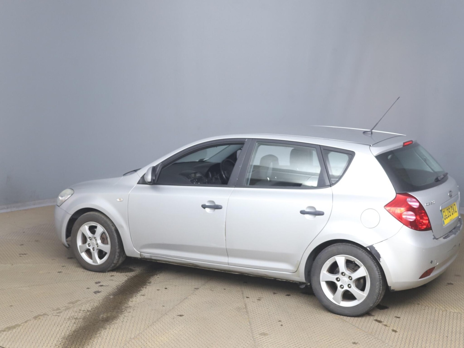 Used Kia Ceed 2009 for sale - 77970660: Photo 5