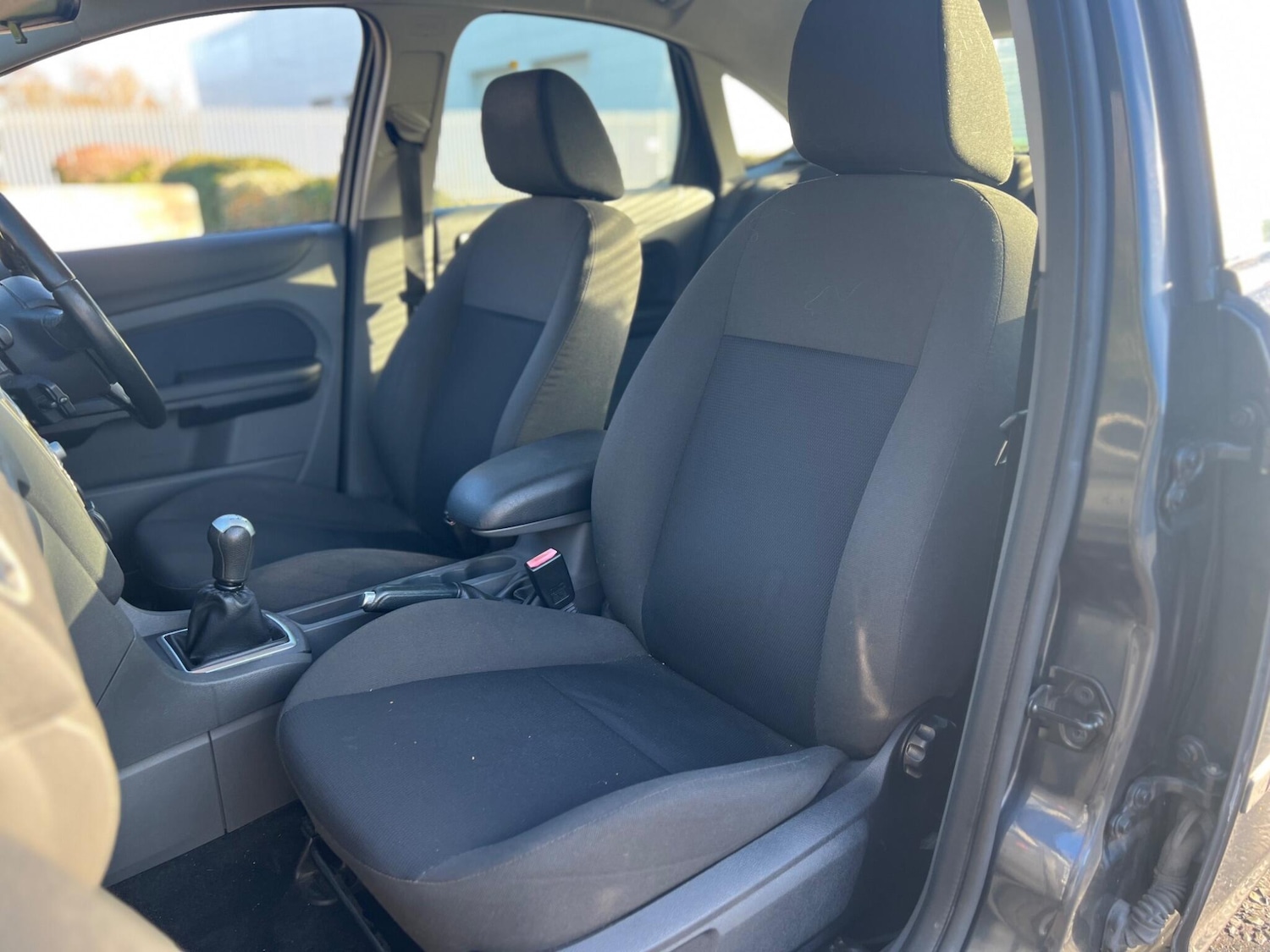 Used Ford Focus 2006 for sale - 76781778: Photo 15