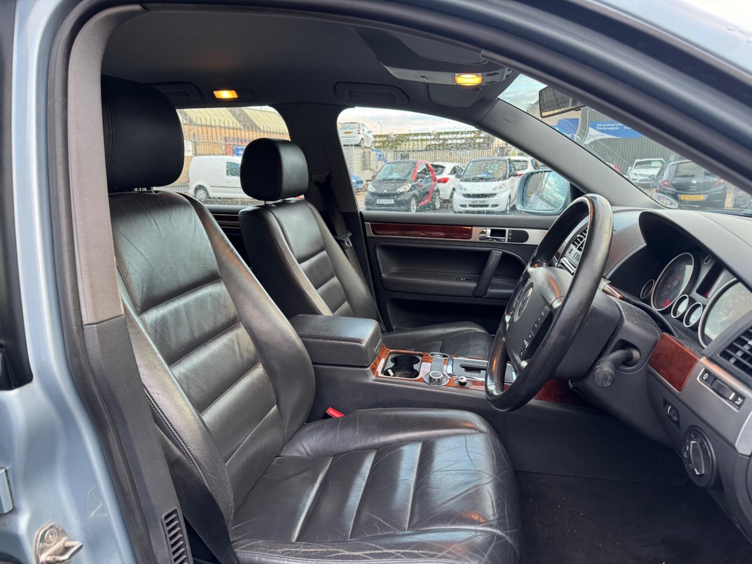 Used Volkswagen Touareg 2005 for sale - 77291541: Photo 9