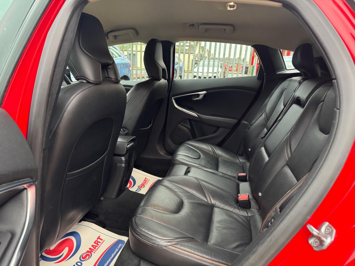 Used Volvo V40 2015 for sale - 77305560: Photo 15