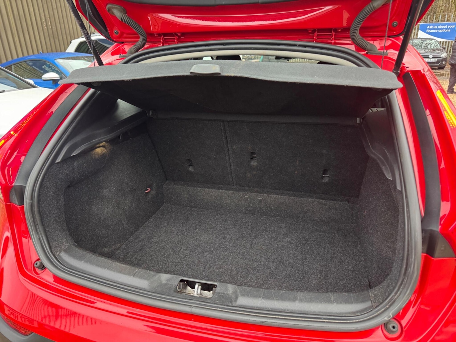 Used Volvo V40 2015 for sale - 77305560: Photo 16