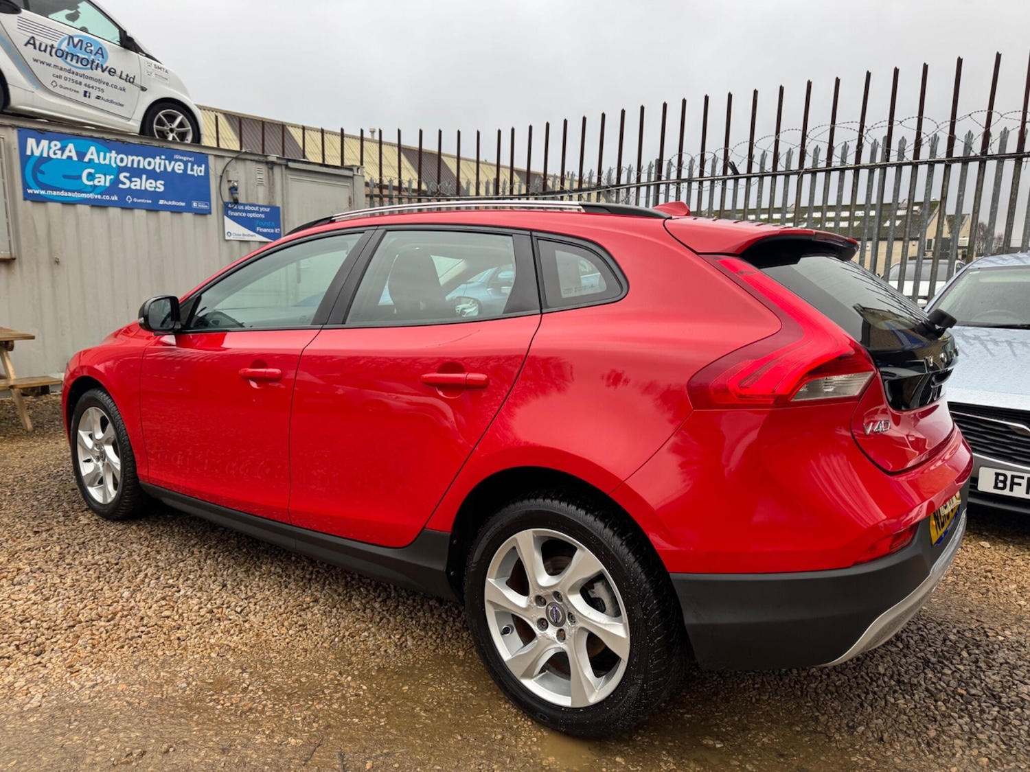 Used Volvo V40 2015 for sale - 77305560: Photo 3