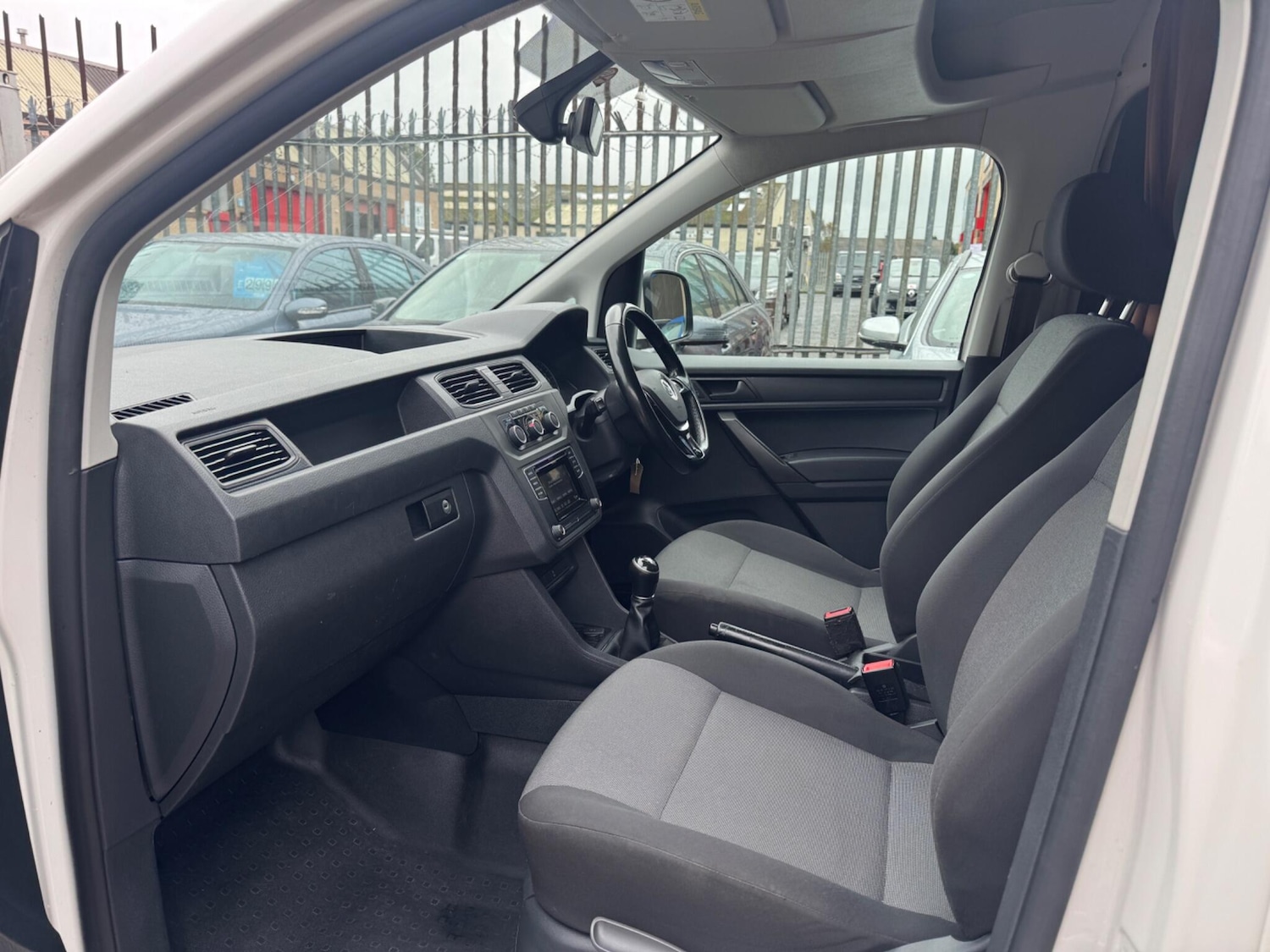 Used Volkswagen Caddy 2017 for sale - 76227583: Photo 13