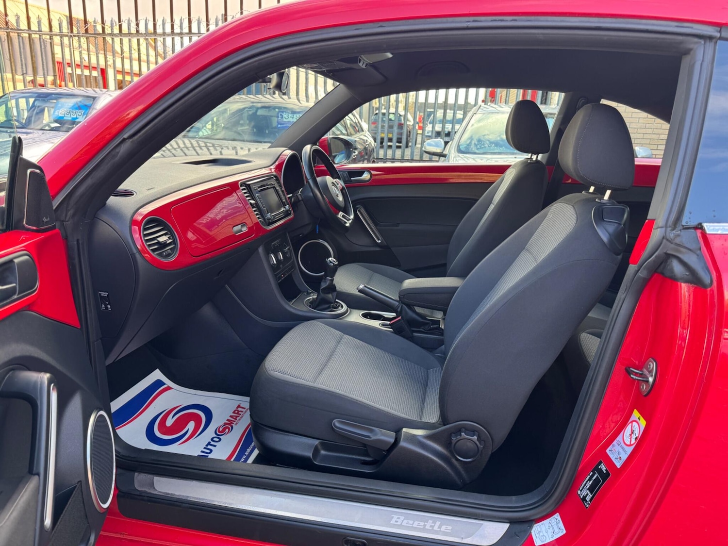 Used Volkswagen Beetle 2012 for sale - 76325995: Photo 11