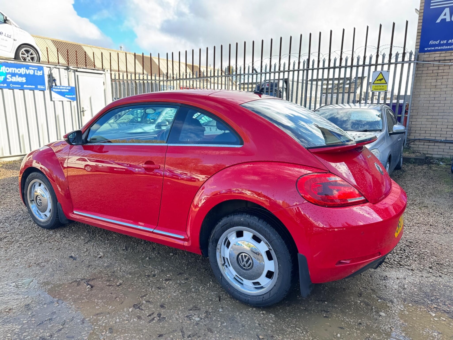 Used Volkswagen Beetle 2012 for sale - 76325995: Photo 4