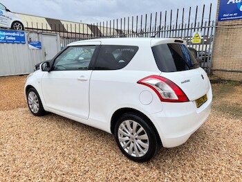 Used Suzuki Swift 2012 for sale - 78276524: Photo