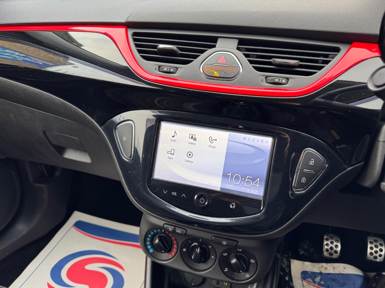 Used Vauxhall Corsa 2015 for sale - 76976215: Photo 11