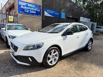 2015 (15) - 1.6 D2 Lux Nav Euro 5 (s/s) 5dr