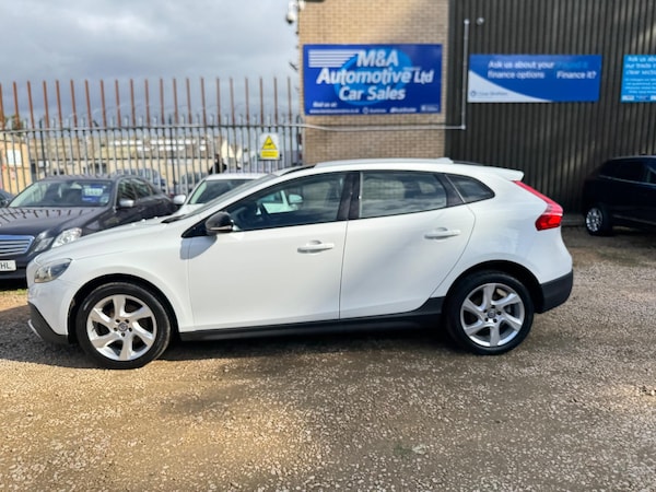 Used Volvo V40 Cross Country 2015 for sale - 75493499: Photo 6