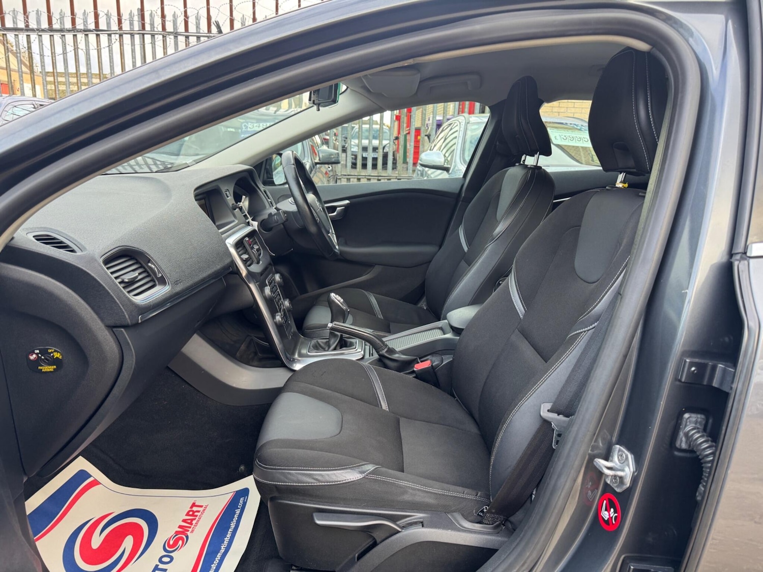 Used Volvo V40 2014 for sale - 76327040: Photo 12