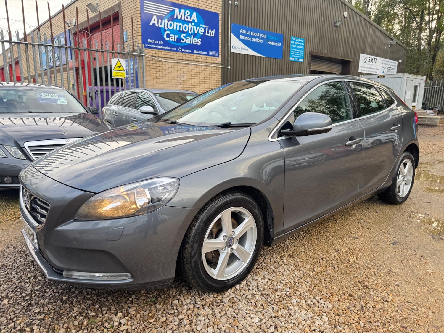 Used Volvo V40 2014 for sale - 76327040: Photo 3