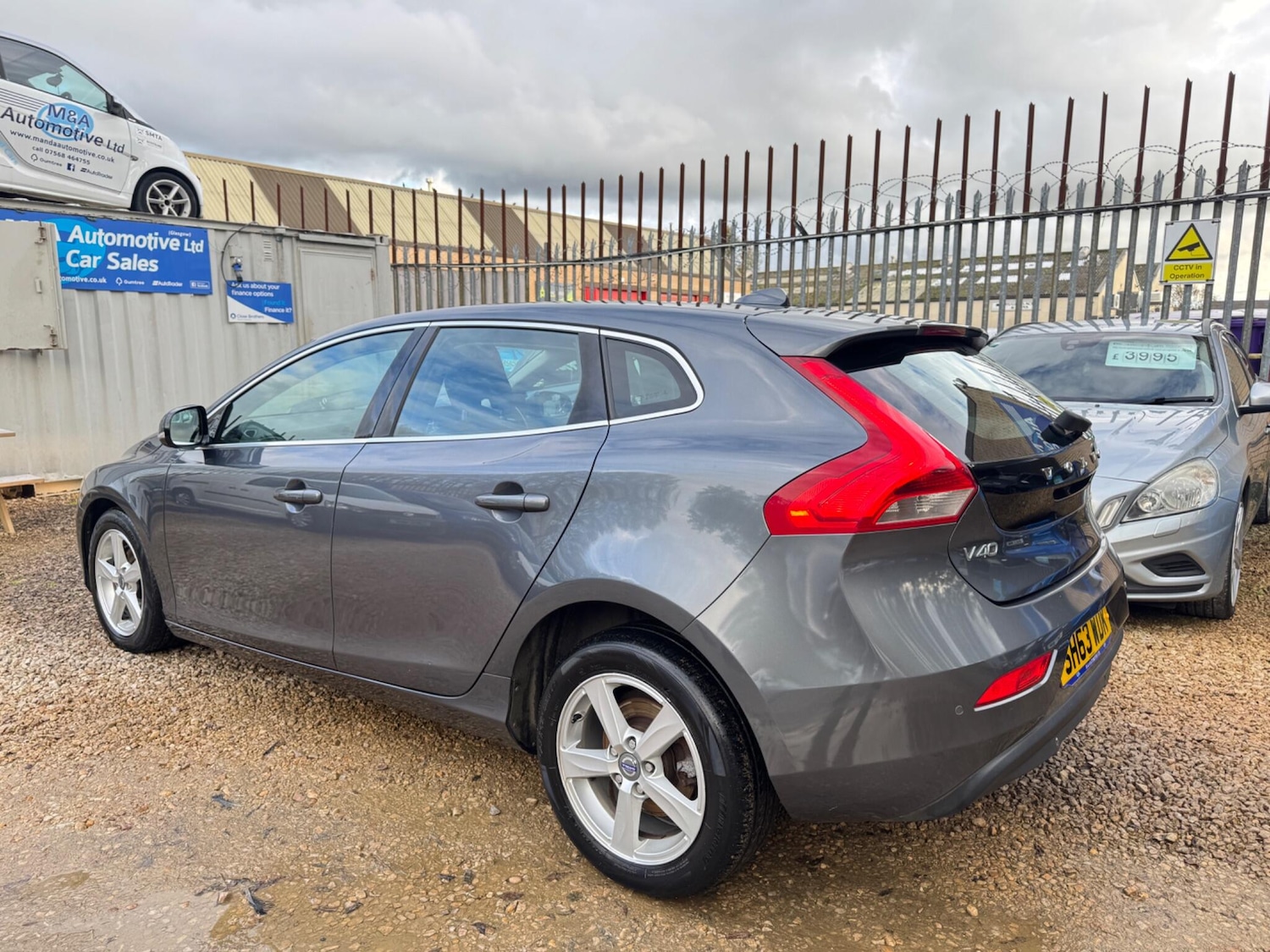 Used Volvo V40 2014 for sale - 76327040: Photo 4